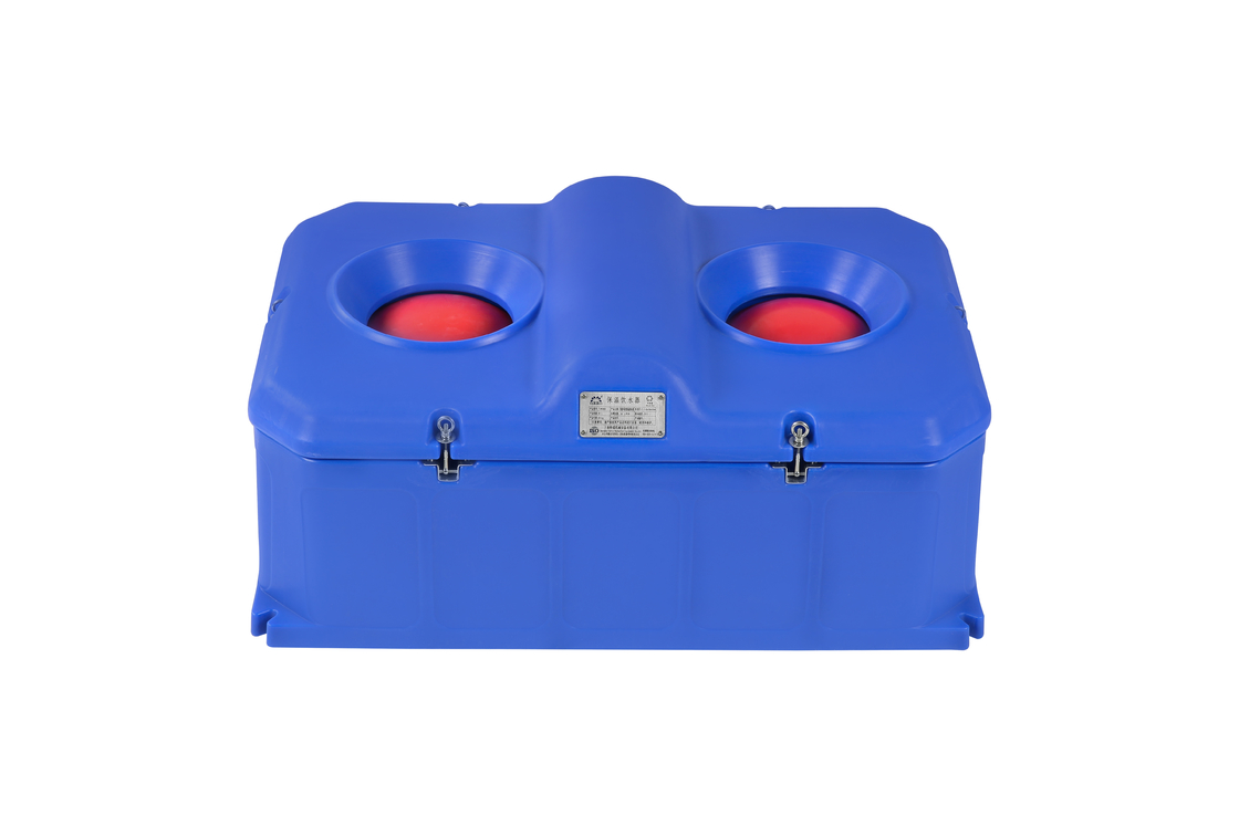 دستگاه آب دادن اتوماتیک حیوانات LLDPE با یک مجموعه از دیسک های گرم کننده 220V300W برای گاو